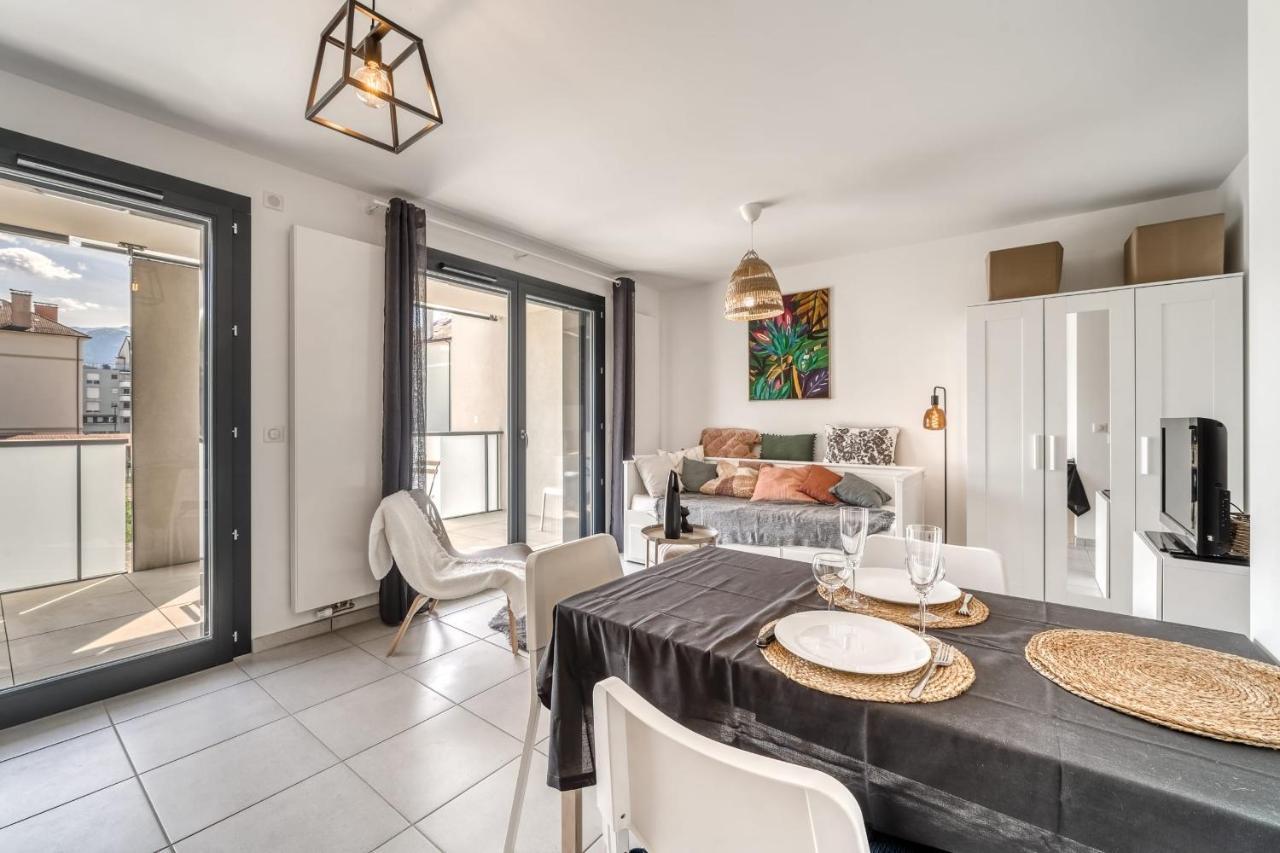 Emergence - Beautiful Studio For 2 People Balcony And Garage Annecy Exterior photo